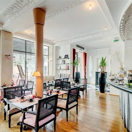 Le 123 Elysees - Astotel Hotel