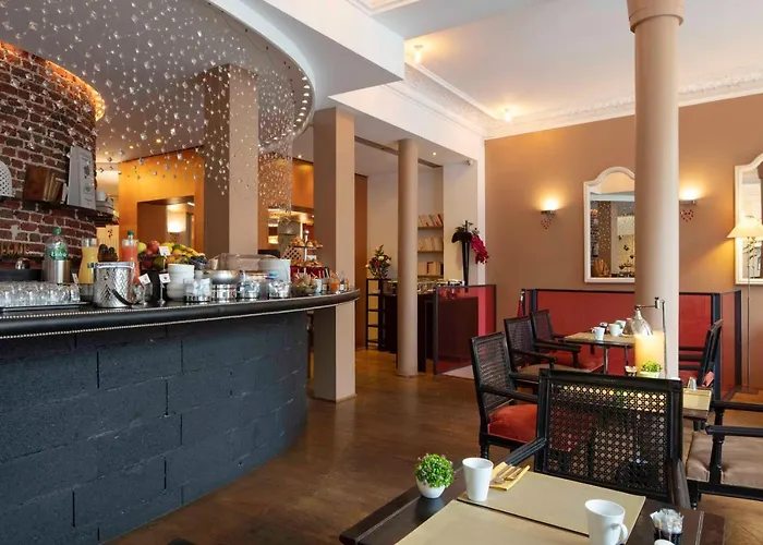 호텔 르 123 엘리제 - 아스토텔