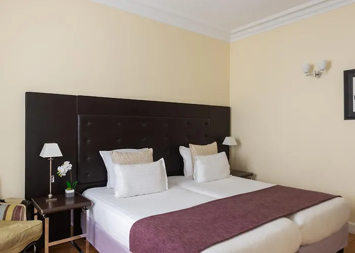 르 123 엘리제 - 아스토텔 파리