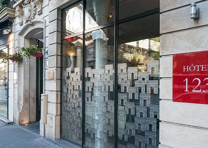 호텔 르 123 엘리제 - 아스토텔