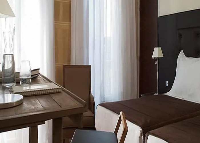 호텔 르 123 엘리제 - 아스토텔 4*