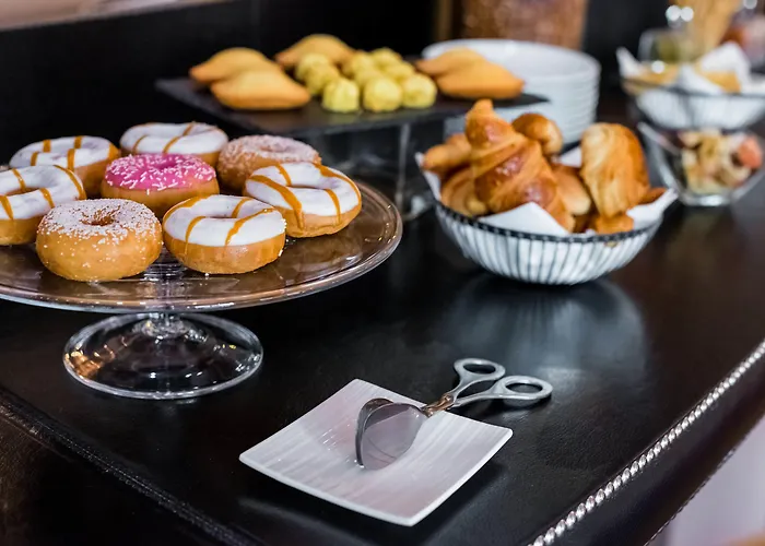 르 123 엘리제 - 아스토텔 파리