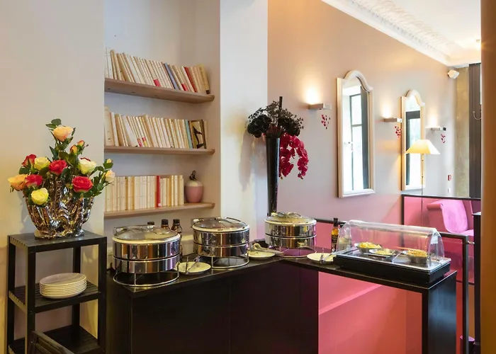 르 123 엘리제 - 아스토텔 파리