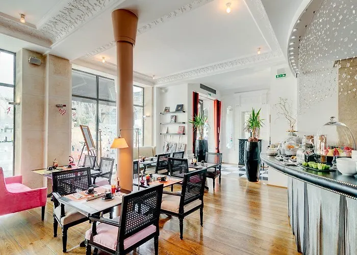 르 123 엘리제 - 아스토텔 호텔