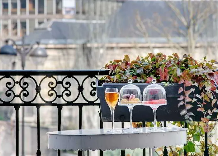 호텔 르 123 엘리제 - 아스토텔 4*